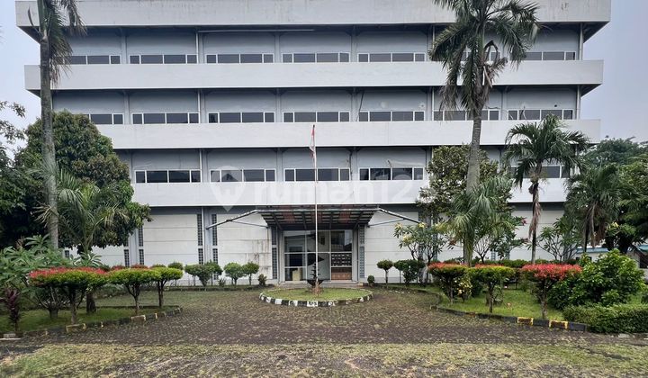 Complete Pharmaceutical Factory with Machinery and PT for Sale Cheap in Bitung