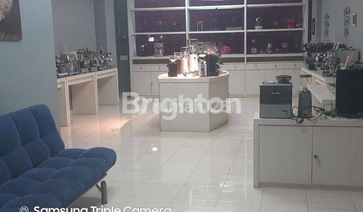 RUKO 3,5 LANTAI + ROOFTOP + PARKIR LUAS DAN SANGAT STRATEGIS DI JL RAYA PAJAJARAN WARUNG JAMBU DUA BOGOR KOTA 2