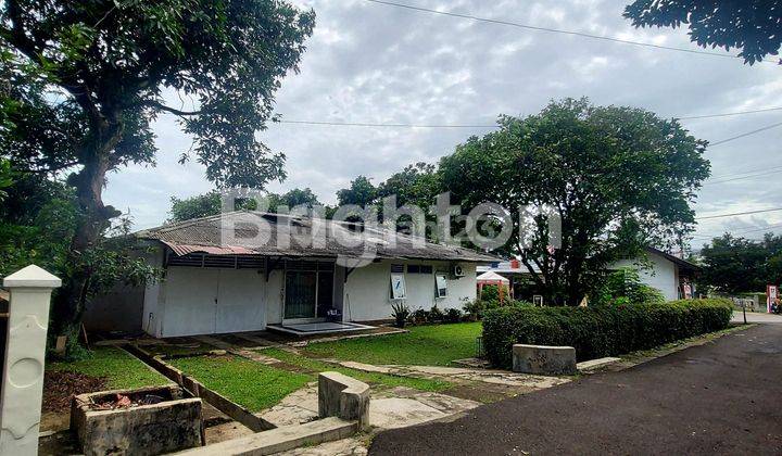 RUMAH HOOK STRATEGIS BONUS WARUNG DI PINGGIR JALAN UTAMA ARCO RAYA COCOK UNTUK USAHA   1