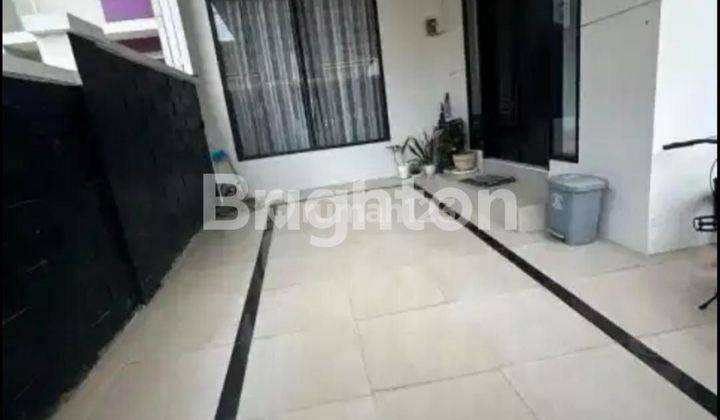 RUMAH CANTIK NYAMAN 2 LANTAI SIAP HUNI SEMI FURNISHED SELANGKAH KE TOL 2