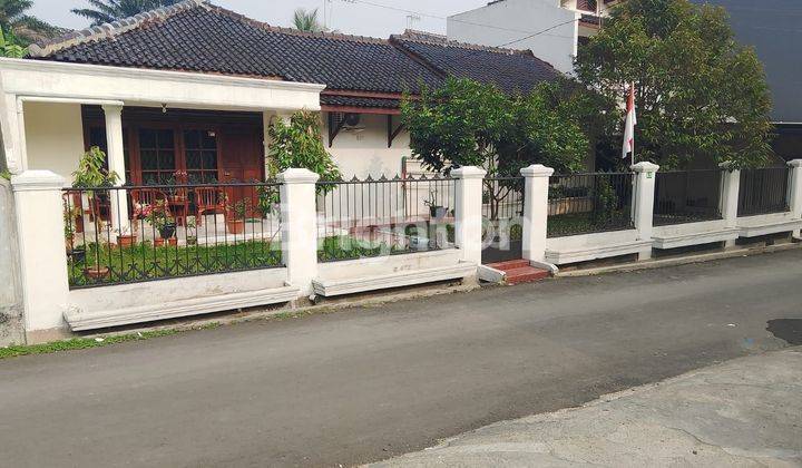 RUMAH DI CIKARET HALAMAN LUAS COCOK UNTUK KELUARGA BESAR 1