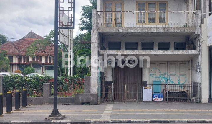 RUMAH LOKASI SURYAKENCANA SANGAT COCOK UNTUK BUKA USAHA BERADA DI KAWASAN RAMAI PINGGIR JALAN RAYA 1
