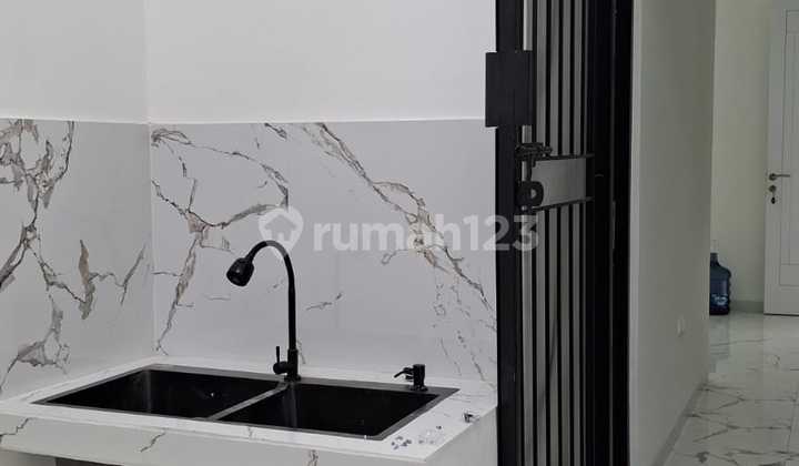 Dijual Rumah 2 Lantai Ready Stok Mustikasari Bekasi Kota 2