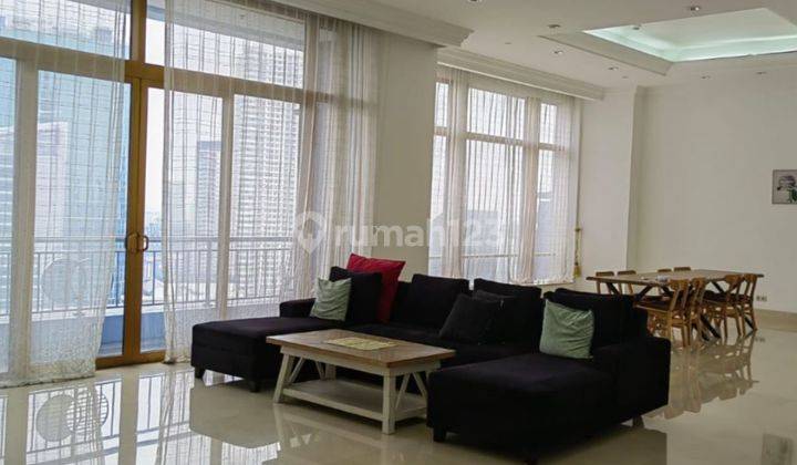 Dijual only cash Apartemen AirlanggaThe Ritz Carlton Jak Selatan 1