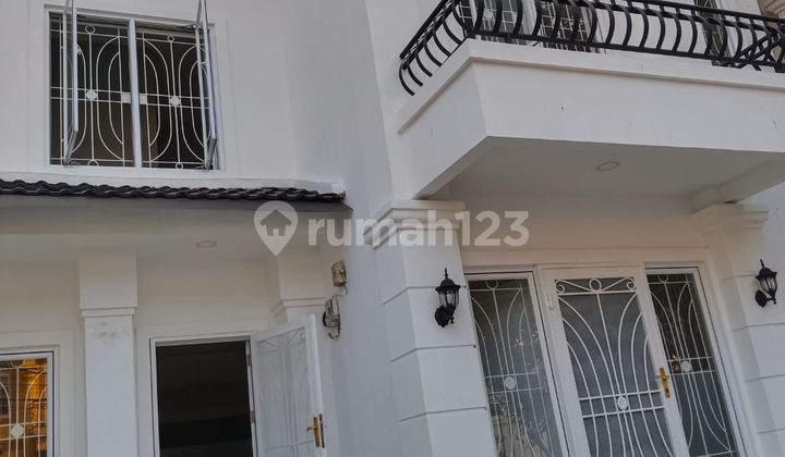 Rumah bagus siap huni di Citra 2 Ext, Jakarta Barat  2
