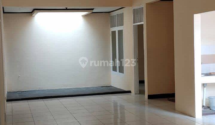 Disewakan Rumah Bagus 10x18 M2 Daerah Citra Garden Jakarta Barat  1