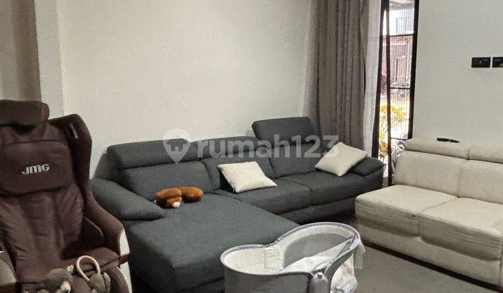 Dijual Rumah Bagus 3 Lantai di Casa Jardin, Cengkareng Jakbar