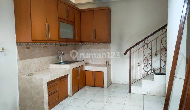 Rumah Bagus Rapih Terawat di Bintaro Jaya 4