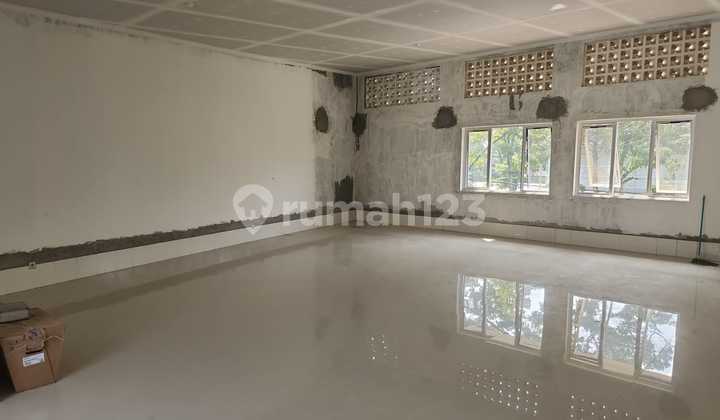Disewakan atau dijual ruko lokasi strategis di kota Bandung. 2