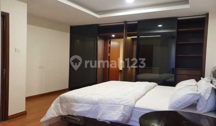 Affordable, Well-Maintained Apartment Near Toll Road in Elite Area (ay)