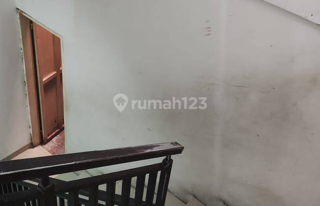 RUKO MAINROAD KAWASAN KOMERSIL RAMAI PARKIR LUAS JALANAN LEBAR COCOK UTJ USAHA , KANTOR  2