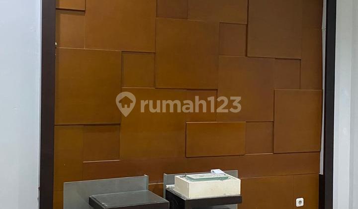 LT 180Lb 280Lm 9Kt 4+1Km 3+1Artesis2200wtshmcarport 2Garages 1 2