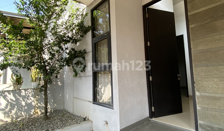 Nice House at the Gate of Kopo Safira Residence Housing, Jl. Kh. Wahid Hasyim, Sayati, Margahayu, Bandung, West Java, Indonesia, 40228, Kopo Nice House at the Gate of Kopo Safira Residence Housing, Jl. Kh. Wahid Hasyim, Sayati, Margahayu, Bandung, West Java, Indonesia, 40228, Kopo