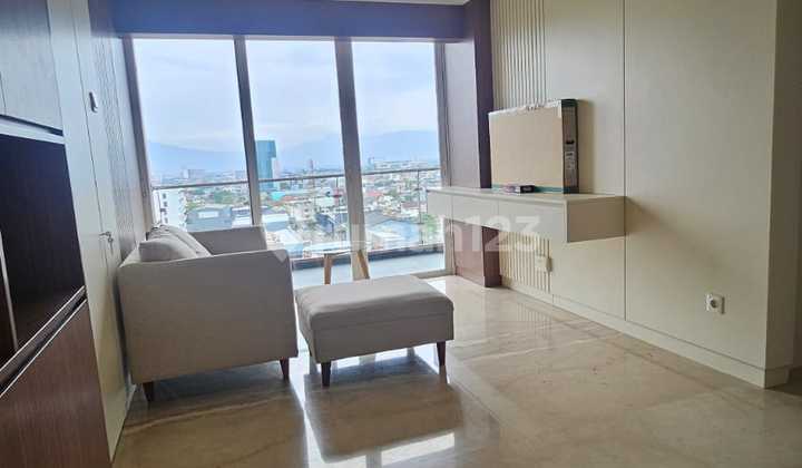 *Disewakan Apartemen Landmark* Lantai 12 Tower A Baru di Furnished Belum Pernah Dihuni KT 3Km 2 Full Furnished All Newlistrik 6000 Watt Tokenview Paskal 23 IPL Penyewa Termasuk Parkir 1 Mobil Deposit 15 Jt Harga Sewa 150 Jt / Thnm 1