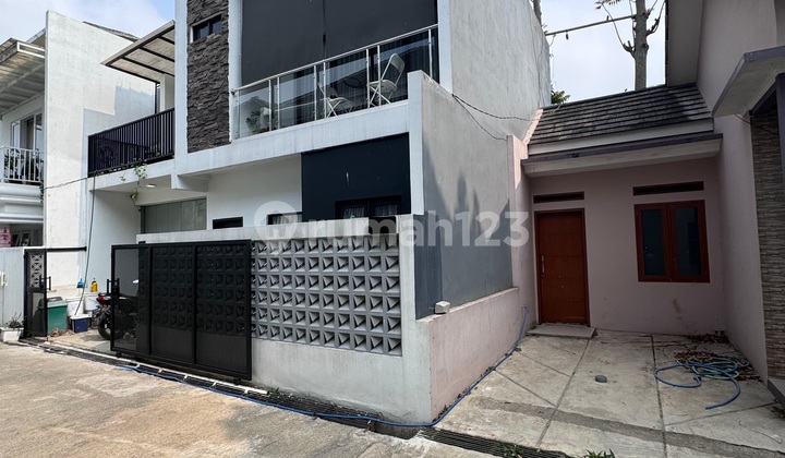 For sale: Villa Sariwangi house on Karyawangi Street, Parongpong