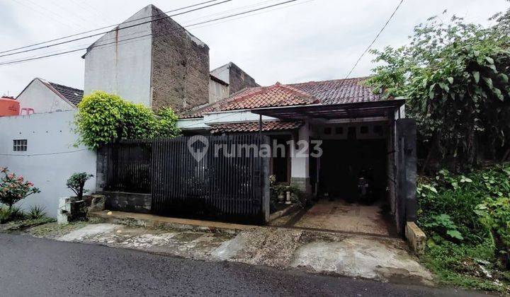 Rumah Gunung Batu Dalam Pasteur 2