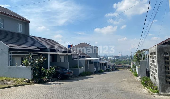 Ready-to-Occupy House in Bumi Parahyangan Cibeber, Near Unjani Cimahi