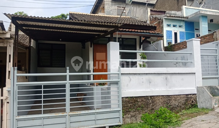 Rumah Permata Patung Kuda Dekat Atedja dan Tol Padalarang