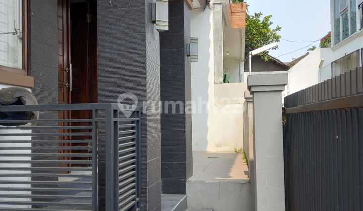 Rumah di Area Padasuka Komplek Rancabelut Cimahi Rumah di Area Padasuka Komplek Rancabelut Cimahi