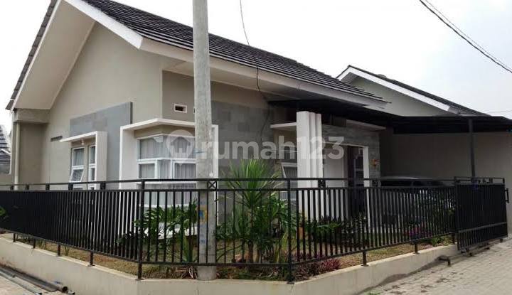 Rumah Minimalis di Sariwangi