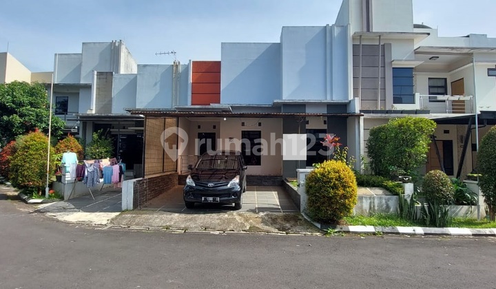 Rumah Griya Amanda Ciwaruga