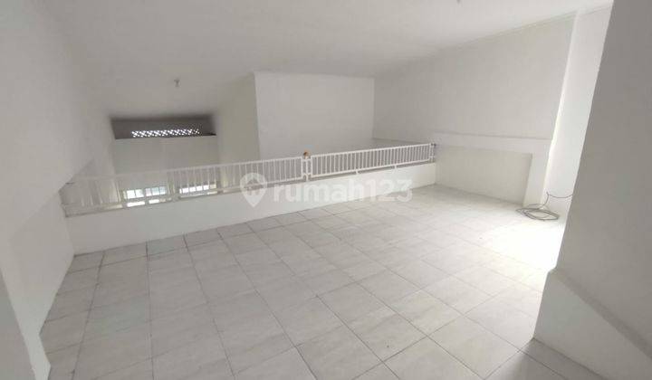 Disewakan rumah di grand galaxy city dekat mall 5