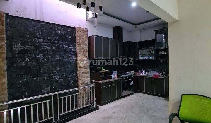 Disewakan rumah bagus di grand galaxy city semi Furnished  11