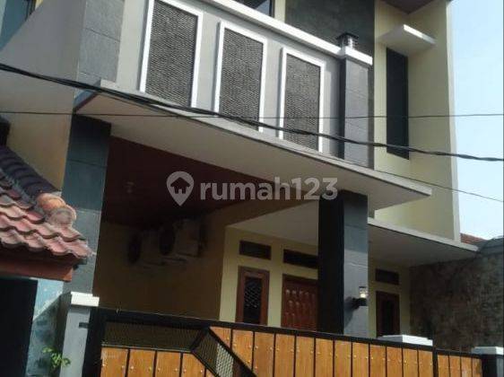 Di Jual Rumah Cantik Dan Rapi Di Pusat Kota Bekasi  1