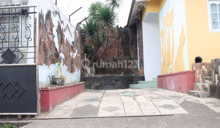 Villa Bagus Terawat di Lingkungan Sejuk Harga Miring 3