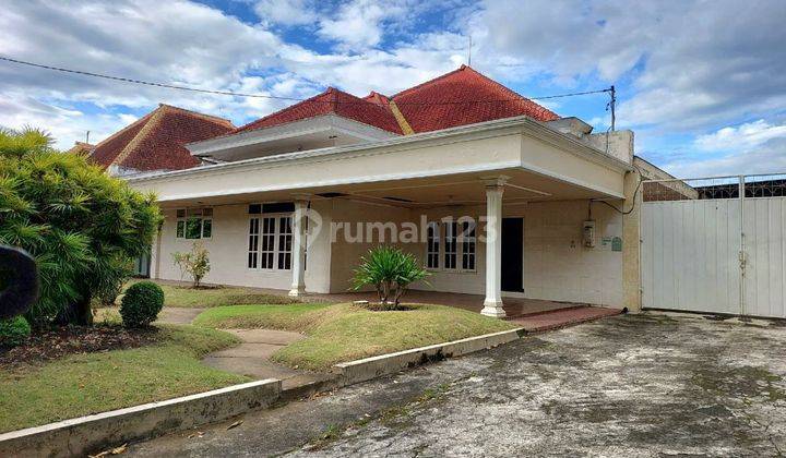 Rumah Klasik Tengah Kota Jalan Diponegoro Klojen Malang 1