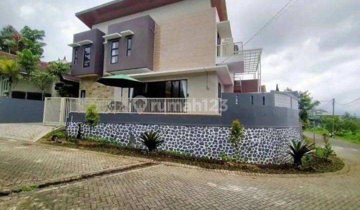 Villa Furnished View Gunung Cantik di Panderman Hills Batu Malang 1