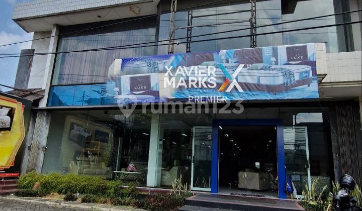 Ruang Usaha Strategis Selangkah ke Kayutangan Heritage Malang 1