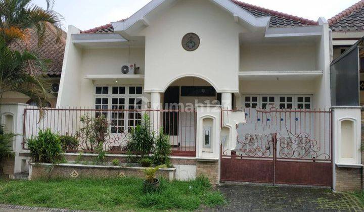 Rumah Butuh Uang di Telaga Golf Araya Malang Siap Huni 3 Kamar 1
