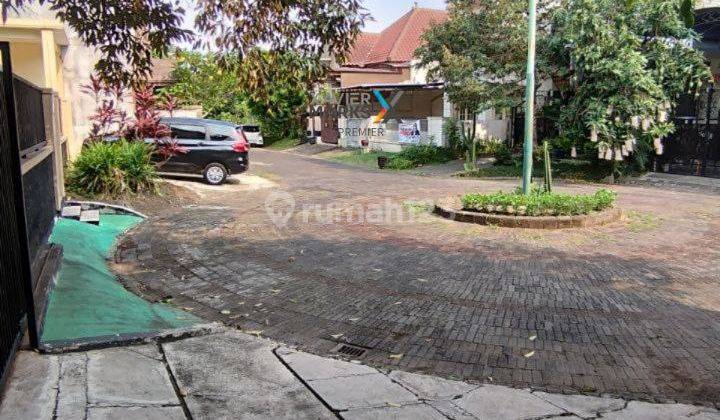 Rumah Bagus 5 Kamar di Pondok Blimbing Indah Malang 3M Nego 2