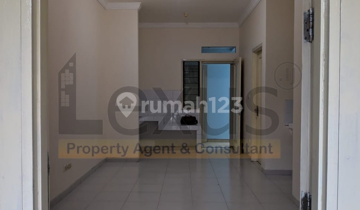 Disewakan Rumah di Sutera Jelita, Alam Sutera Disewakan Rumah di Sutera Jelita, Alam Sutera