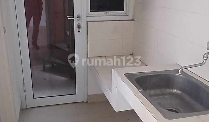 Disewakan Rumah Omaha Village Gading Serpong 3+1 2