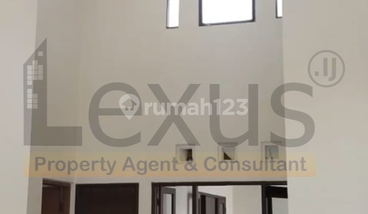 Disewakan Rumah di Sutera Flamboyan, Alam Sutera Disewakan Rumah di Sutera Flamboyan, Alam Sutera