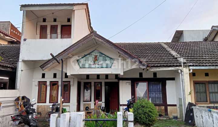 Rumah Bagus Siap Huni Dalam Komplek Ciwastra, Lokasi Strategis, di Ciwastra, Buahbatu, Margahayu, Bandung Kota, Bandung Timur Rumah Bagus Siap Huni Dalam Komplek Ciwastra, Lokasi Strategis, di Ciwastra, Buahbatu, Margahayu, Bandung Kota, Bandung Timur