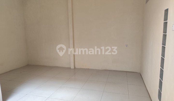 RUMAH SIAP HUNI COCOK UNTUK KANTOR, TEMPAT TINGGAL, AKSES 2MOBIL, LOKASI DI TENGAH KOTA BANDUNG, DEKAT ALUN" BANDUNG, KULINER LENGKONG, HOTEL, DI LENGKONG, BURANGRANG, SAYAP SUNDA, SAYAP RIAU, BANDUNG TENGAH 2