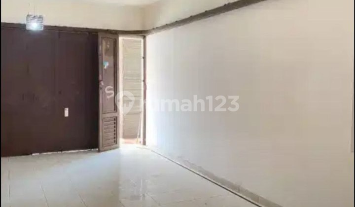 Shop House Ready to Occupy Suitable for Office, Cafe, Restaurant, Tutoring Center, Wide Road Access on Main Road, in Antapani, Arcamanik, Cisaranten, East Bandung 2