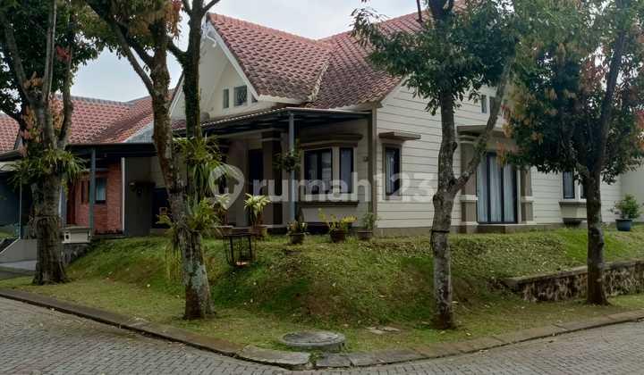 Rumah Mewah Strategis di Cluster Tatar Pitaloka,Posisi Hook di Kota Baru Parhayangan,