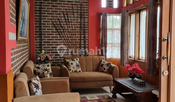 Rumah 2Lantai Siap Huni , Lokasi Dekat Pusat Belanja, Griya,Sport Jabar, Kiara Artha,Rs Hermina,Terminal Antapani, di Antapani, Arcamanik, Cisaranten, Bandung Timur, Bandung Kota