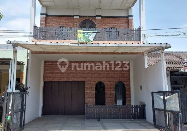 Nice 2-Story House Ready to Occupancy, Inside Riung Bandung Complex, 2-Car Access, Near Summarecon Mall, Al Islam Hospital, UIN, Telkom, Al Ghifahri, on Soekarno Hatta Street, Gedebage, Rancasari, East Bandung, Bandung City