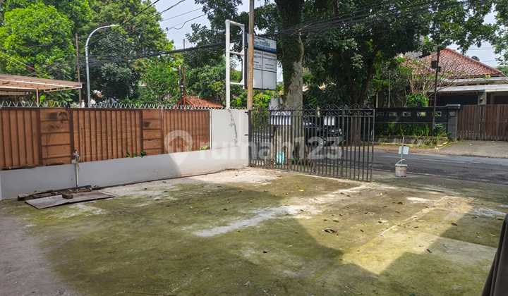 Ruko Siap Huni Cocok untuk Invest, Lokasi Strategis, Dekat Sman 20, Kampus ,Mall Bip, Bec,Di Sayap Riau, Riau, Bandung Kota