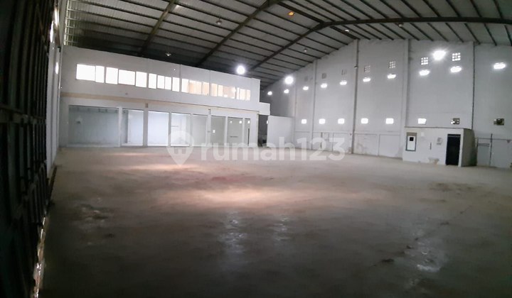 GUDANG COCOK UNTUK USAHA BENGKEL, KULINER, RESTO, AREA DEKAT KIARA ARTHA, TRANS STUDIO MALL BANDUNG, DI ANTAPANI, ARCAMANIK, SOEKARNO HATTA, BANDUNG TIMUR 1