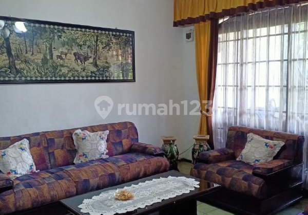 Beautiful 2-Story House Ready to Occupied, Strategic Location, Near Polban Campus, Unikom, Pasteur Toll Road, in Setiabudhi, Sarijadi, Pasteur, North Bandung. Beautiful 2-Story House Ready to Occupied, Strategic Location, Near Polban Campus, Unikom, Pasteur Toll Road, in Setiabudhi, Sarijadi, Pasteur, North Bandung.