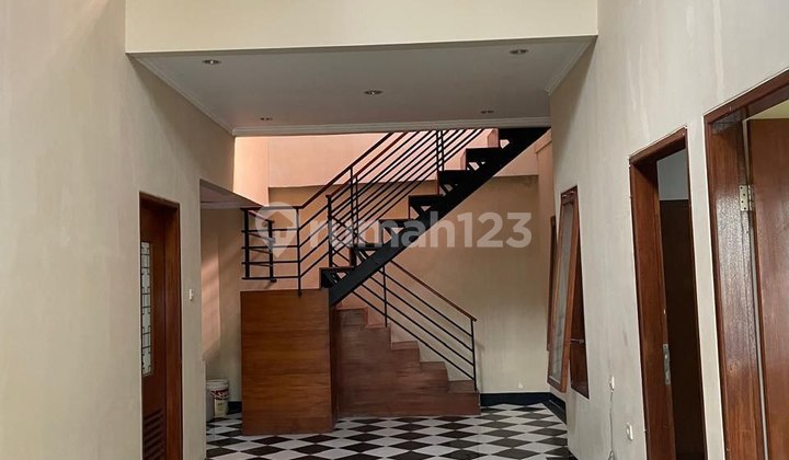 Rumah Bagus 2 Lantai Siap Huni ,Lokasi Strategis Dekat Rs Al Islam , Uin, Unisbi,Summarecon Mall, Mesjid Al Jabar di Riung Bandung, Soekarno Hatta, Rancasari, Gedebage,Bandung Timur, Bandung Kota