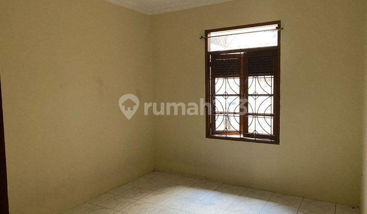 RUMAH SIAP HUNI DALAM KOMPLEK ANTAPANI, AKSES 2MOBIL, DEKAT PUSAT BELANJA, TERMINAL ANTAPANI, RUMAH SAKIT HERMINA, DI ANTAPANI, ARCAMANIK, NASUTION, BANDUNG KOTA 2