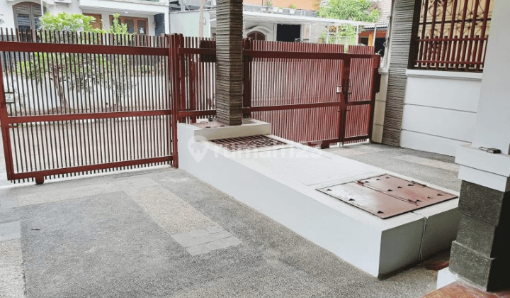 RUMAH SIAP HUNI DI KOMPLEK TANJUNGSARI, COCOK UNTUK KANTOR, USAHA, TEMPAT TINGGAL, DI ANTAPANI, ARCAMANIK, BANDUNG KOTA 2