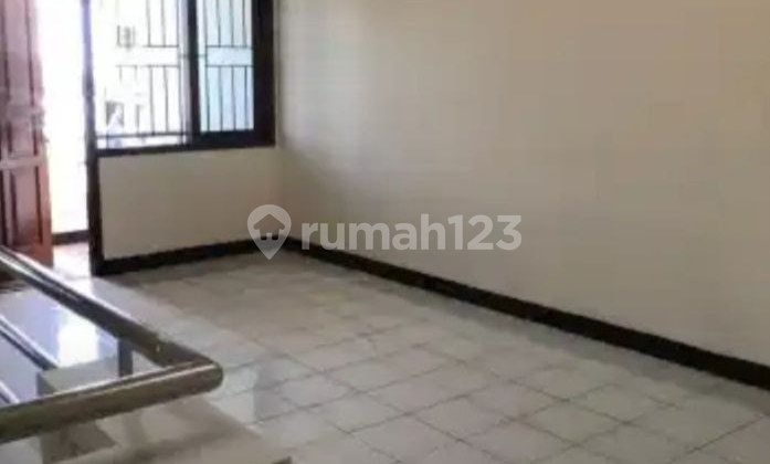 Rumah Bagus 2Lantai Siap Huni, Dalam Komplek Antapani,Dekat Griya, Borma,Klinik Medika,Terminal Antapani, di Antapani, Arcamanik, Bandung Timur